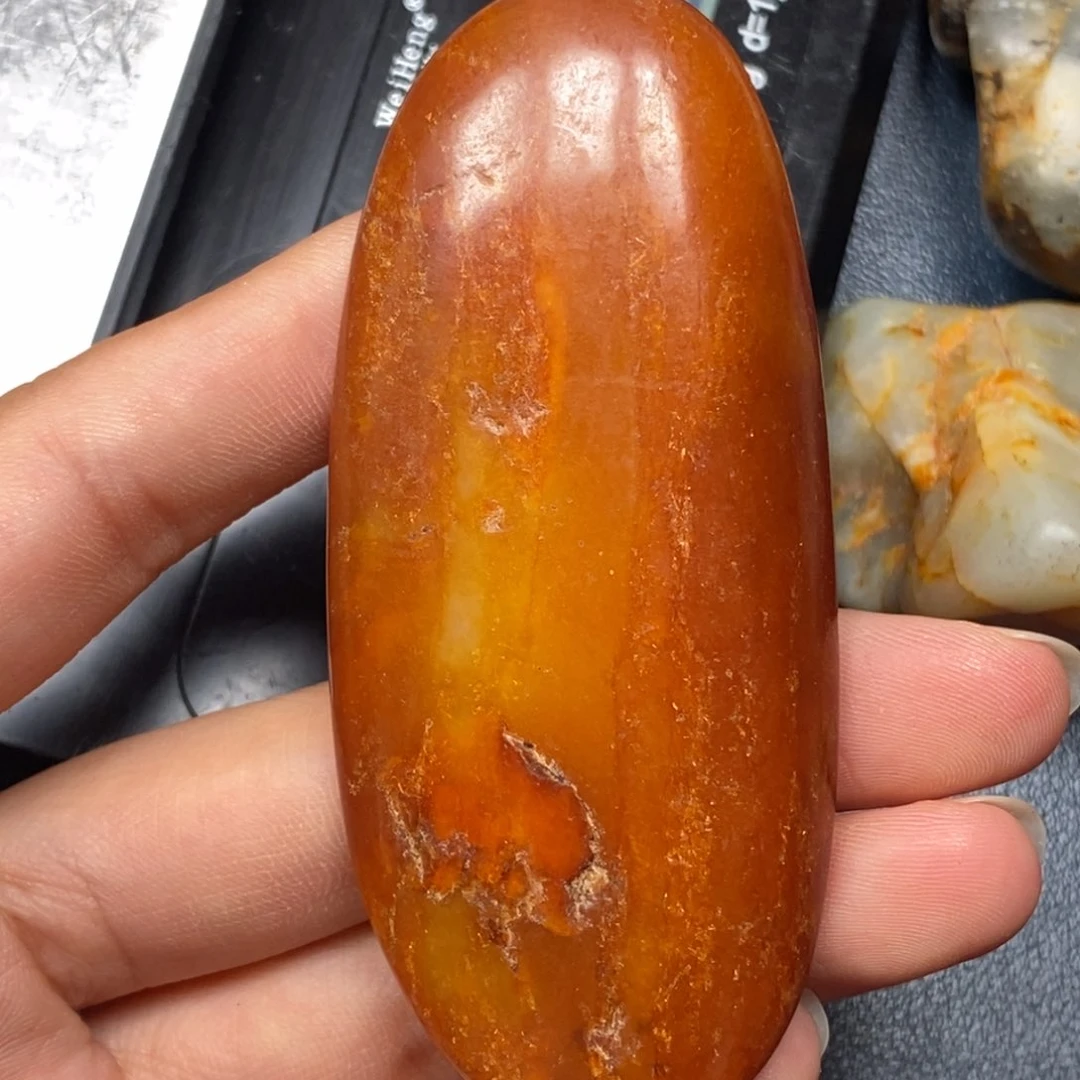 和田玉（糖玉）未镶嵌挂件