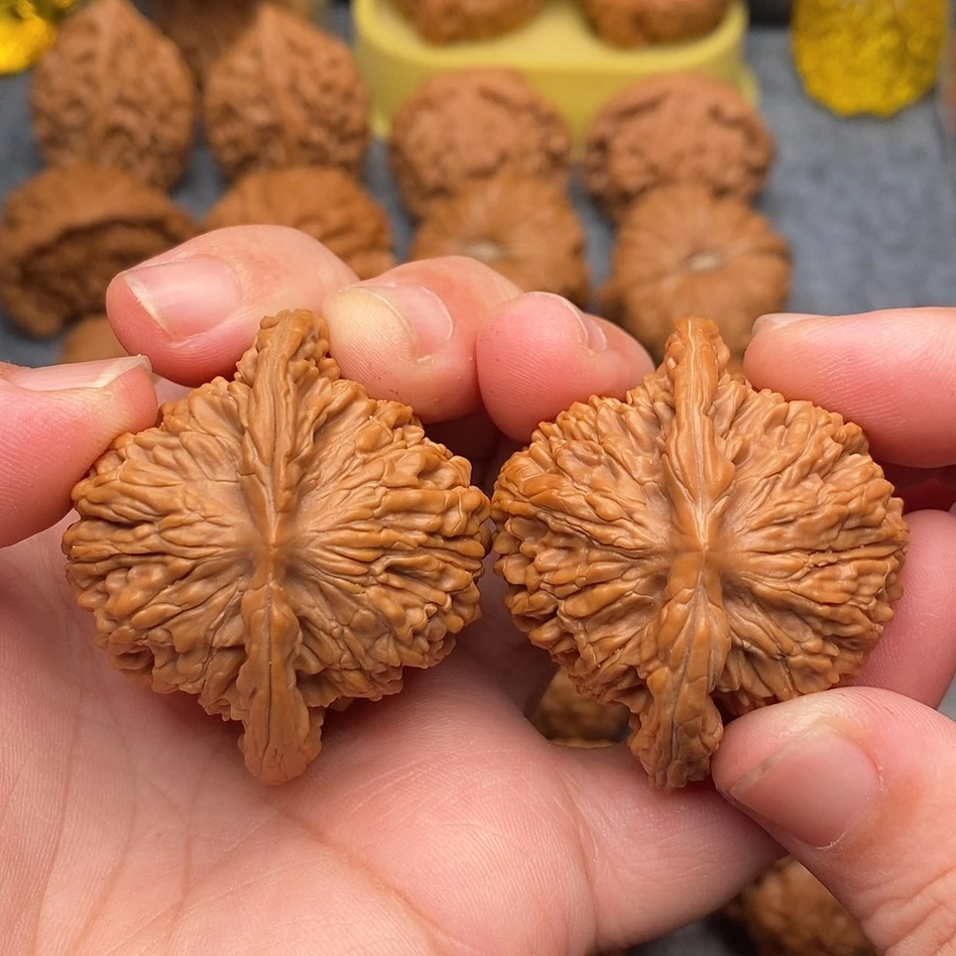 文玩核桃把件45.5全品毕业四座楼