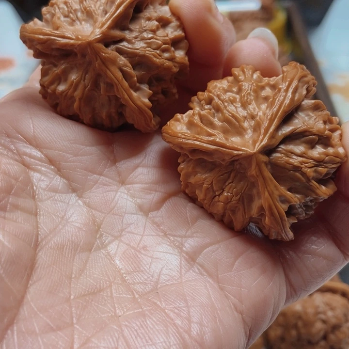 脸***子文玩核桃手串盘山