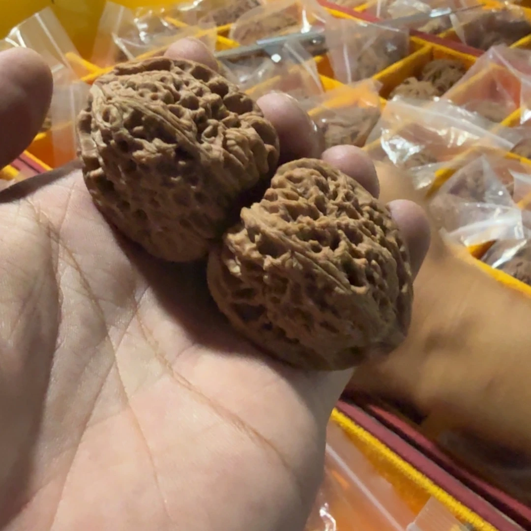 吊坠文玩核桃40南疆石