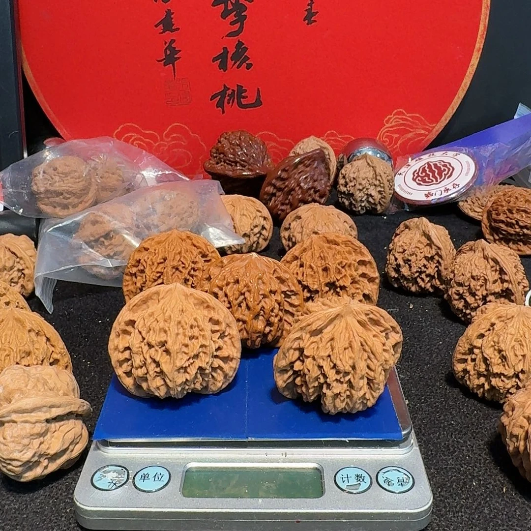 把件文玩核桃祝大家新年快乐