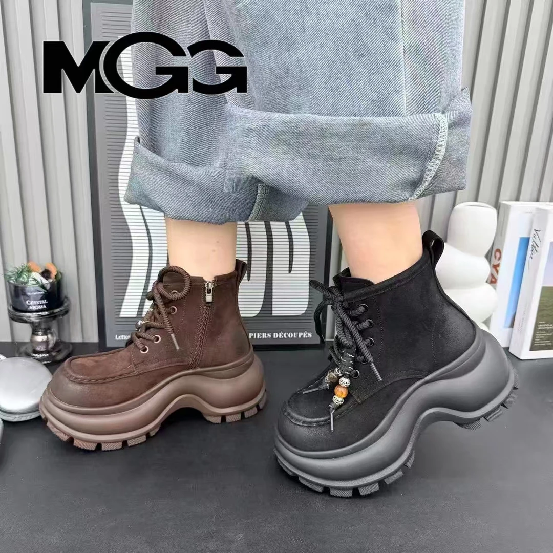 5333-MGG圆头胶粘短筒休闲风冬季系带复古马丁靴
