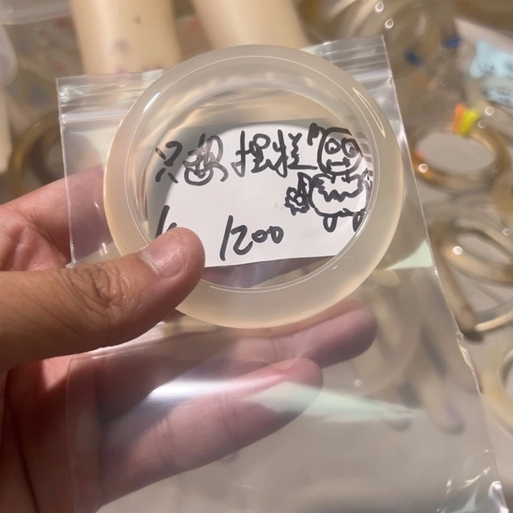 只****手镯玛瑙/玉髓未镶嵌12单发一根