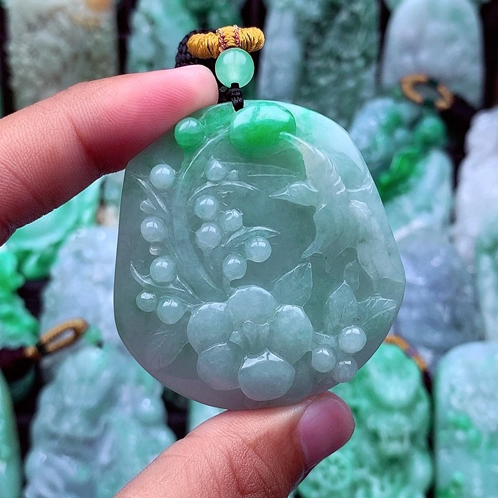 翡翠未镶嵌吊坠(不含链)