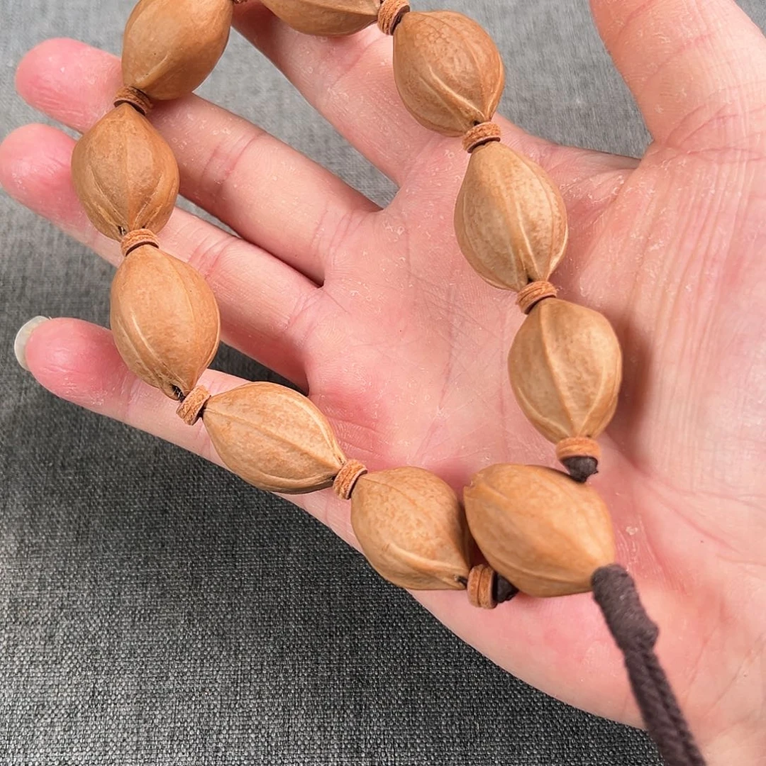 猴头核桃吊坠橄榄核手持