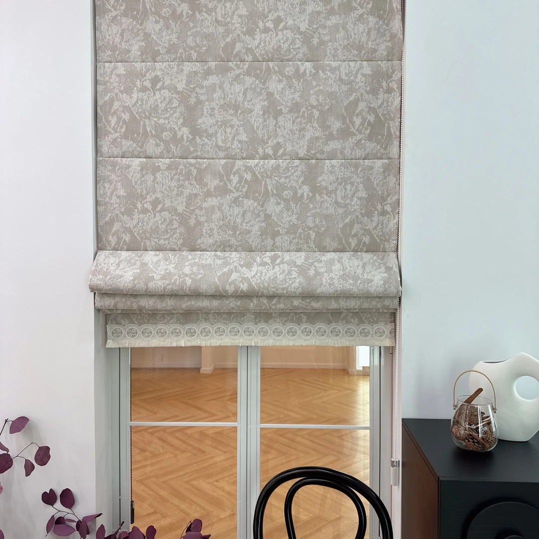 唐顿庄园罗马帘定制