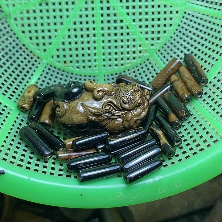 440-随型珠子貔貅吊坠