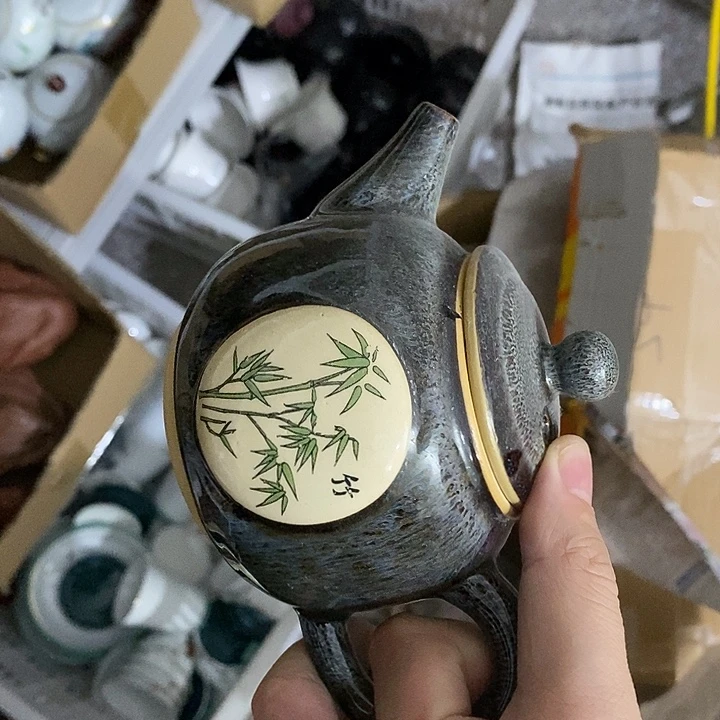 陶瓷艺术品及陶瓷制品