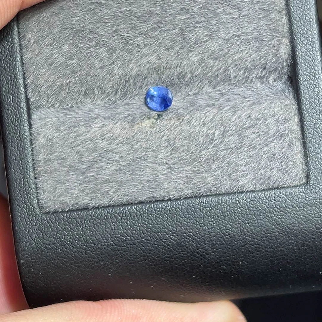 蓝宝石裸石裸石0.6克拉