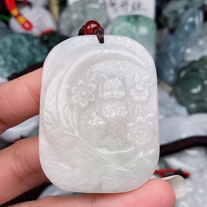 颈饰未镶嵌翡翠翡翠