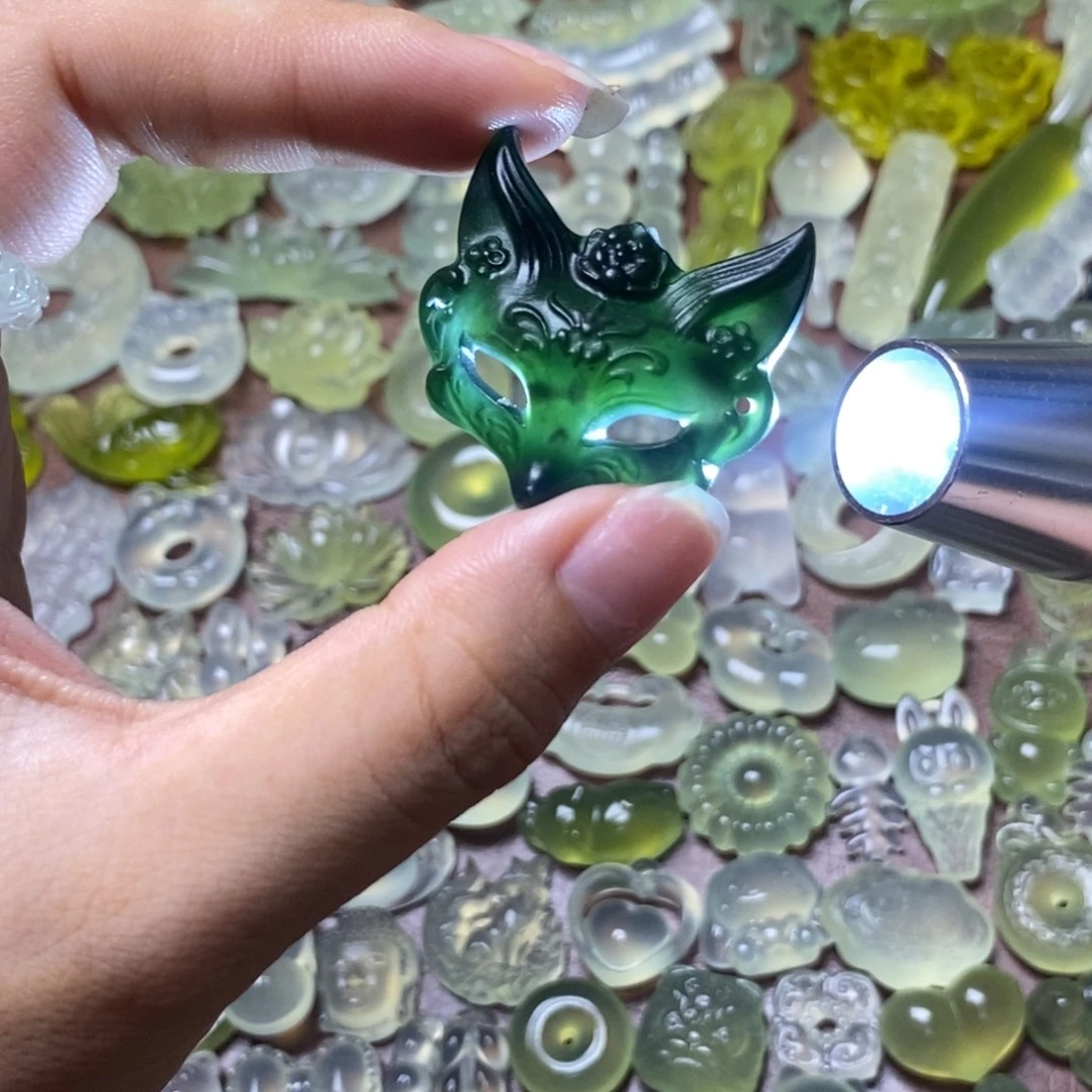 未镶嵌蛇纹石玉项链