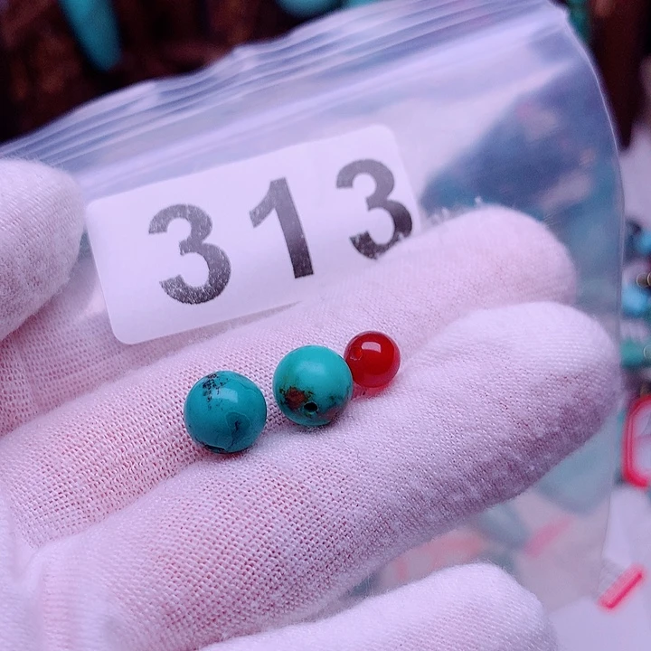 南红玛瑙未镶嵌珠宝奇石素**年