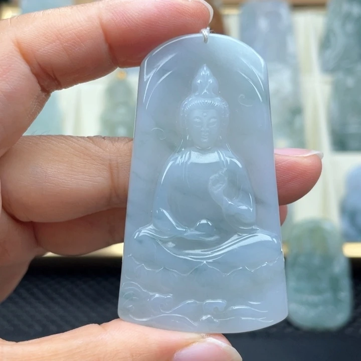 翡翠未镶嵌颈饰素衣观音