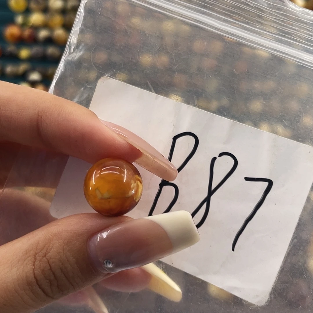 琥珀未镶嵌裸石14