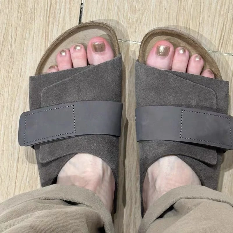 2025年牛反绒时尚百搭外穿厚底灰色魔术贴勃肯鞋沙滩一字型凉拖女