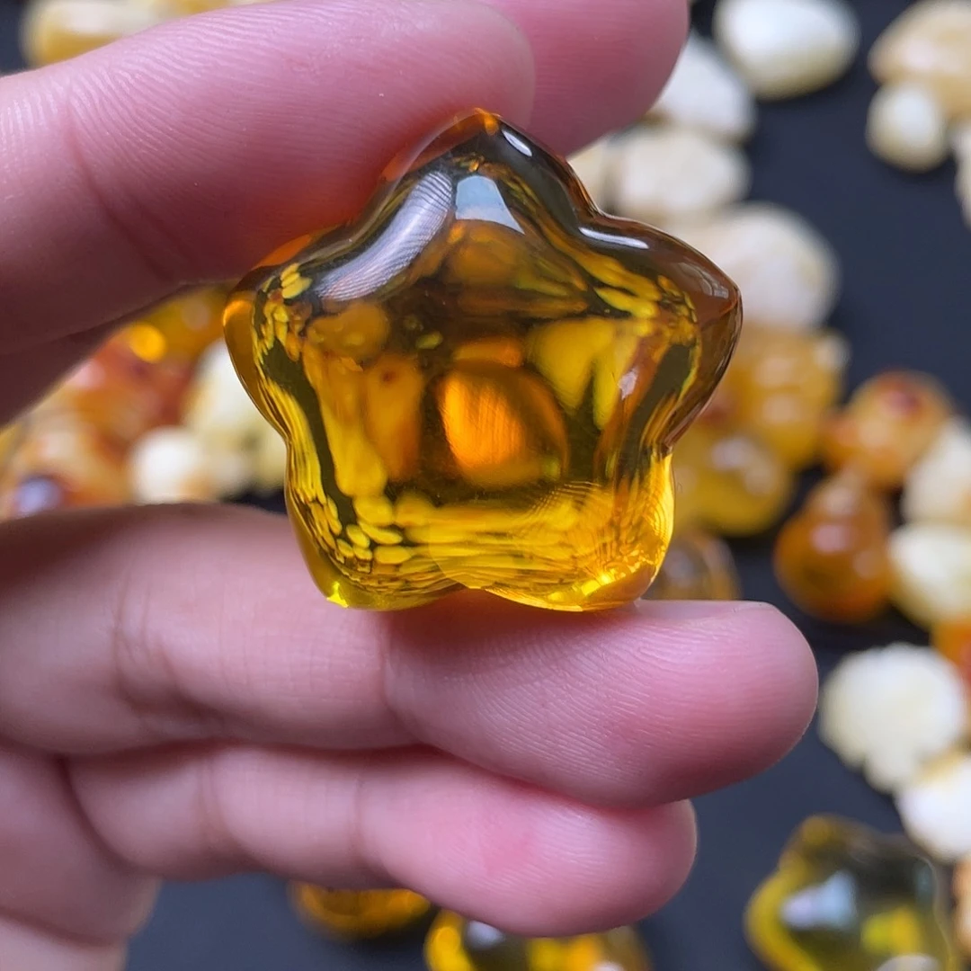 琥珀珠宝奇石未镶嵌