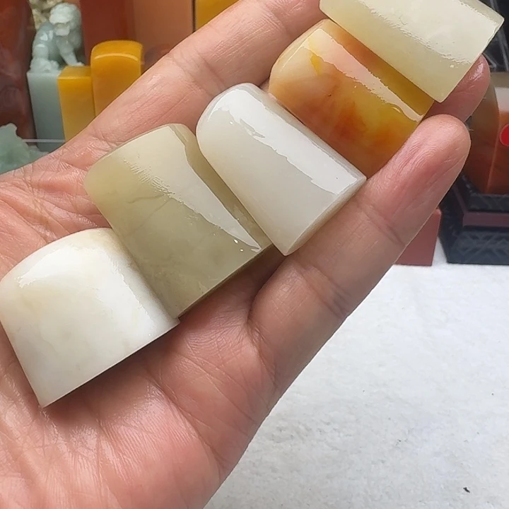 寿山石印石老挝随形一组