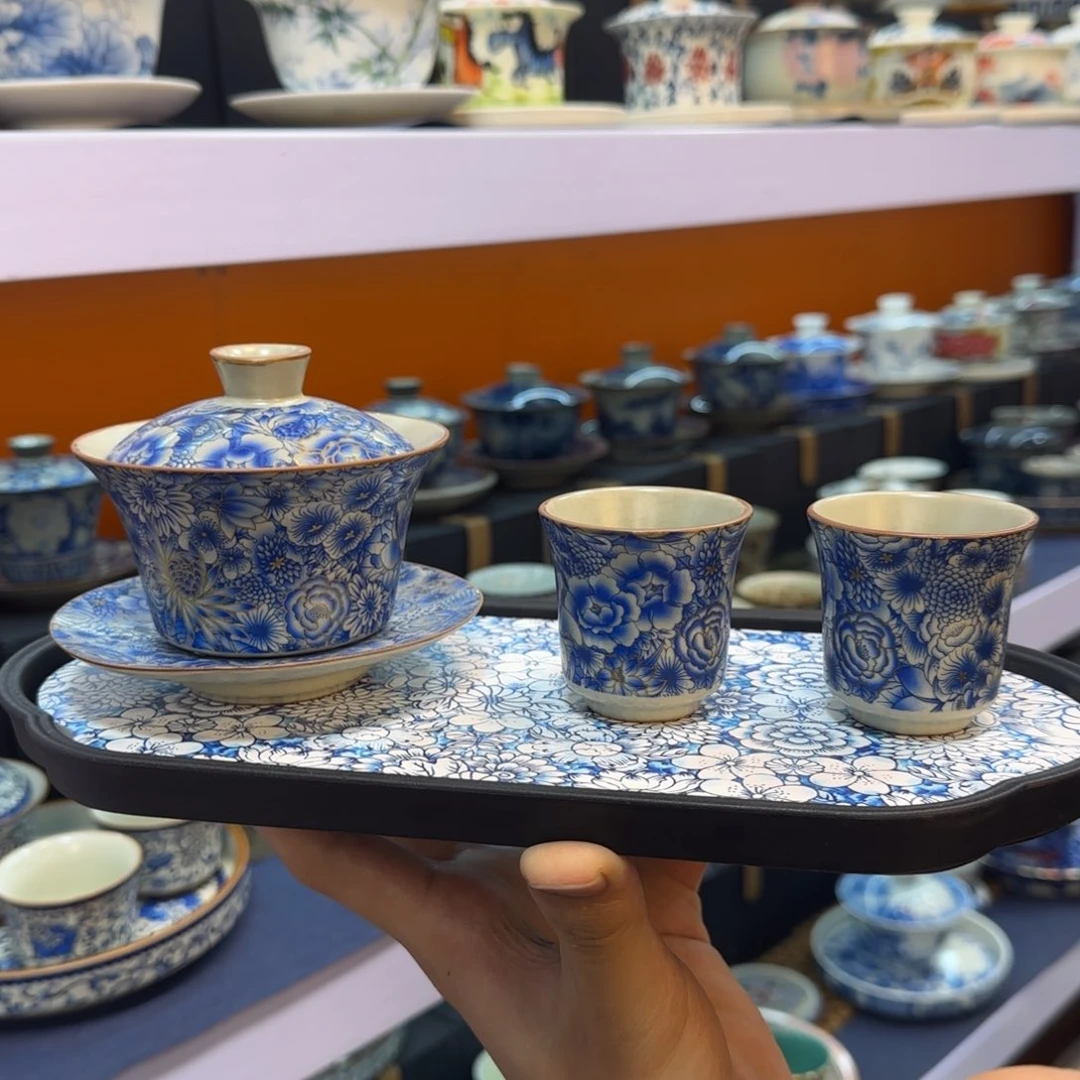 我在外面吃饭呢你在哪了我在外面