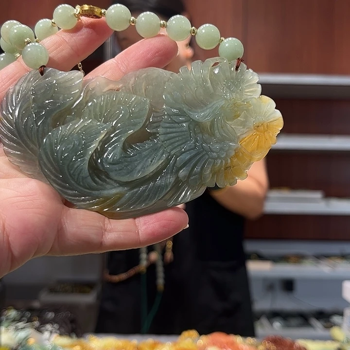 岫玉未镶嵌毛衣链