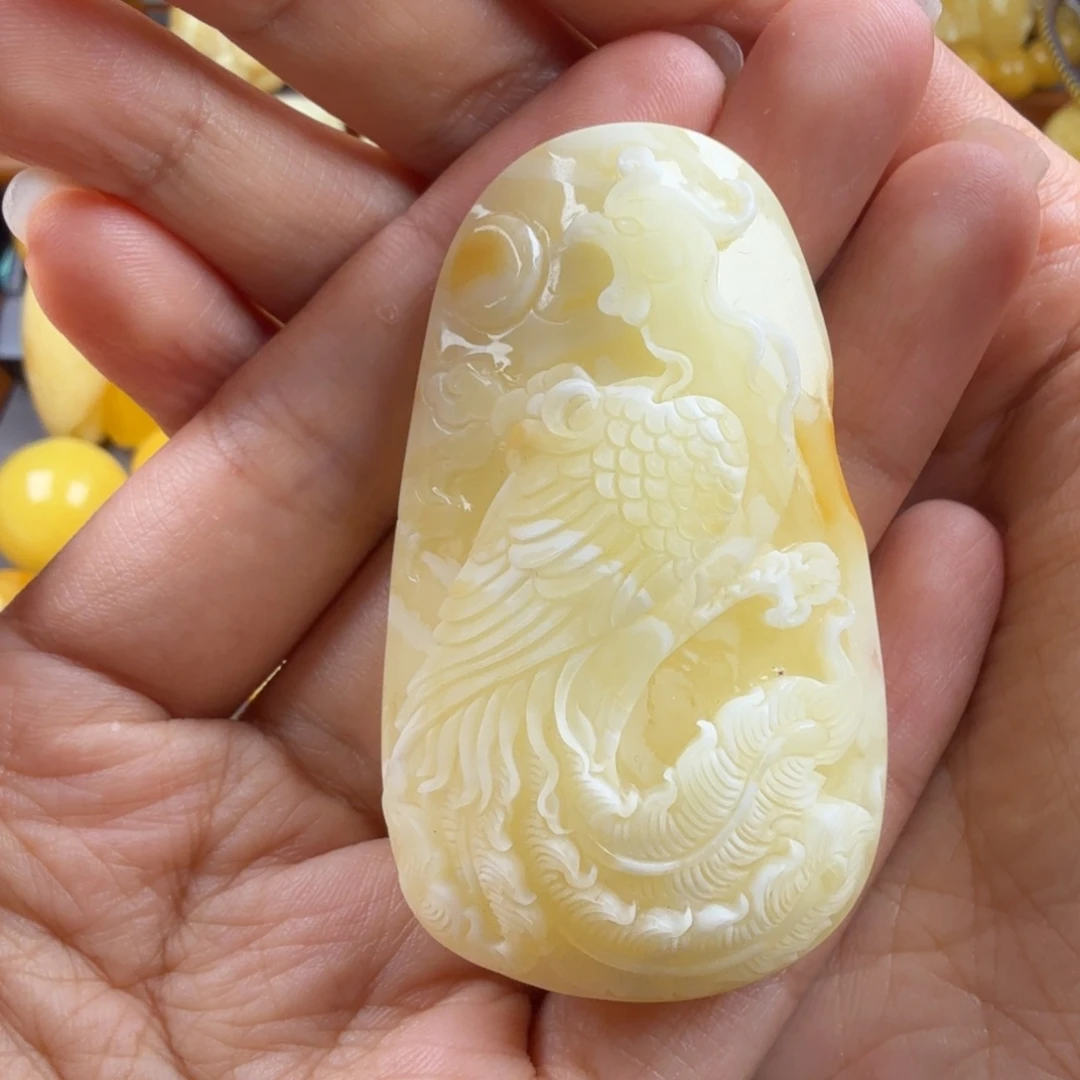 琥珀未镶嵌颈饰纯天然琥珀蜜蜡无优化