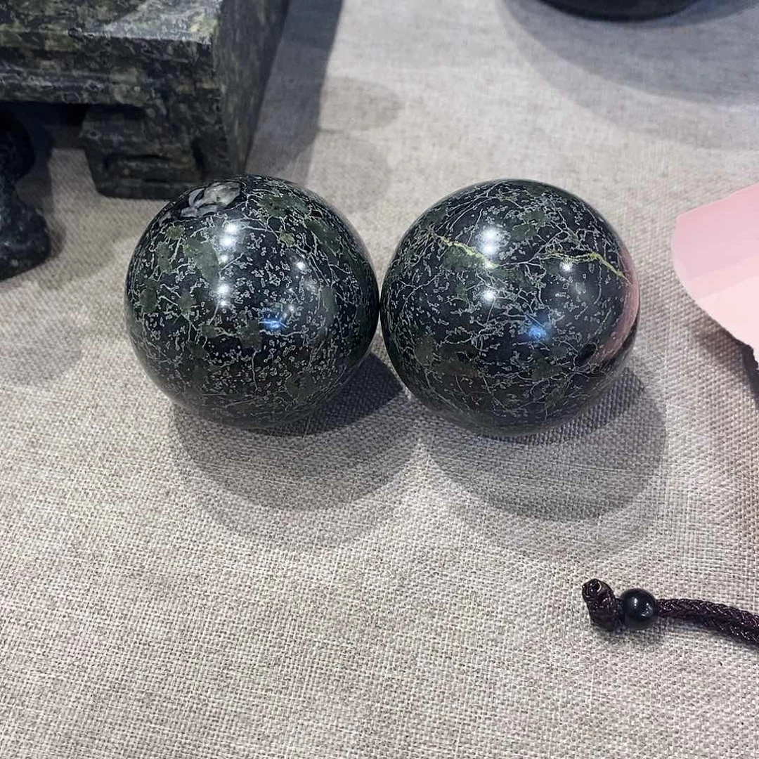 寓*奢上奢精品梅花玉