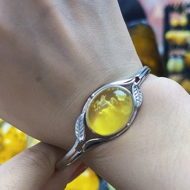 琥珀颈饰银S925镶嵌手镯