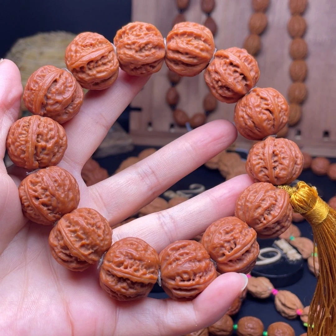 文玩核桃吊坠八棱一道筋