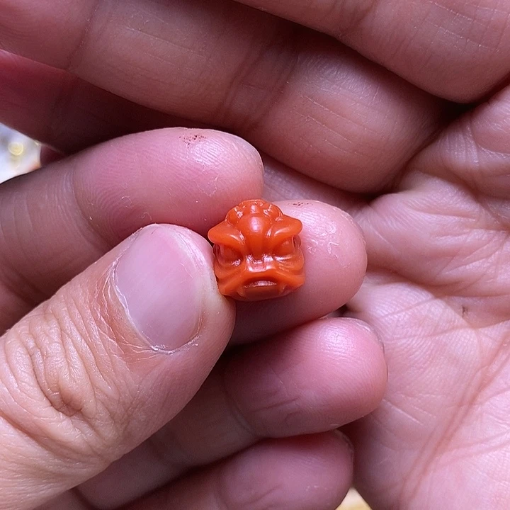 南红玛瑙配饰未镶嵌围****生