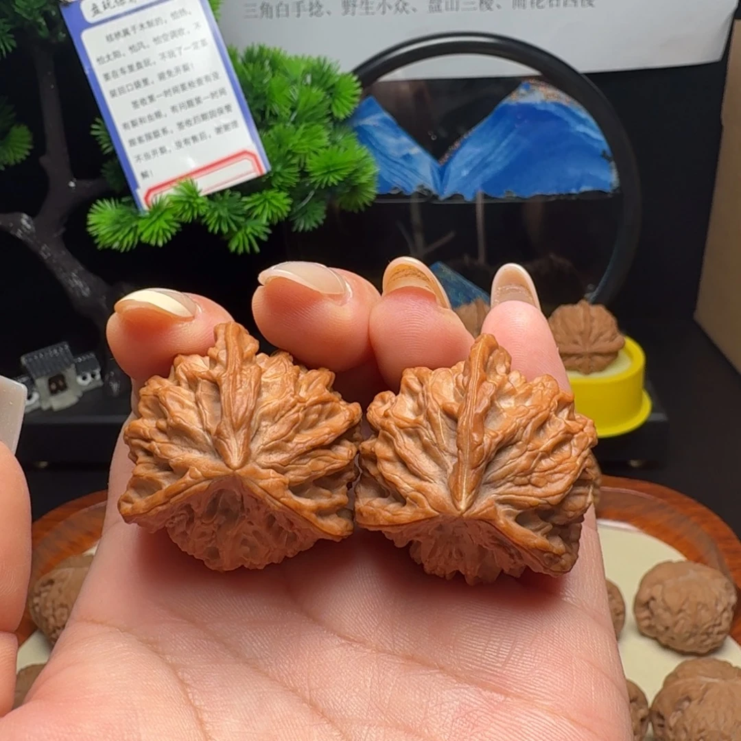 小***1吊坠文玩核桃全品三棱盘山35