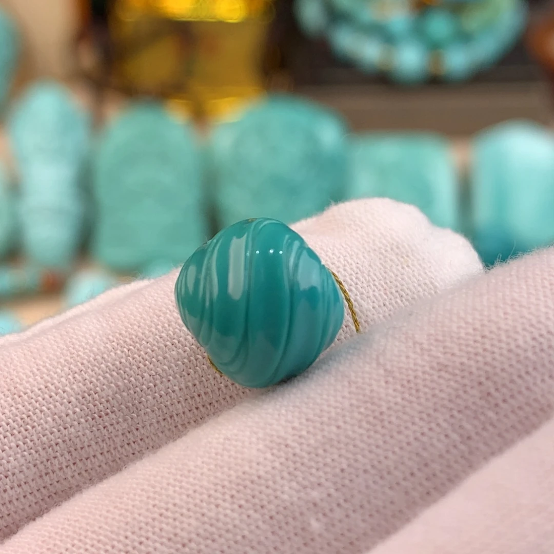 绿松石未镶嵌扭珠卡11.5