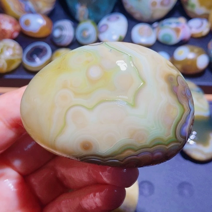 未镶嵌玛瑙/玉髓珠宝半成品122