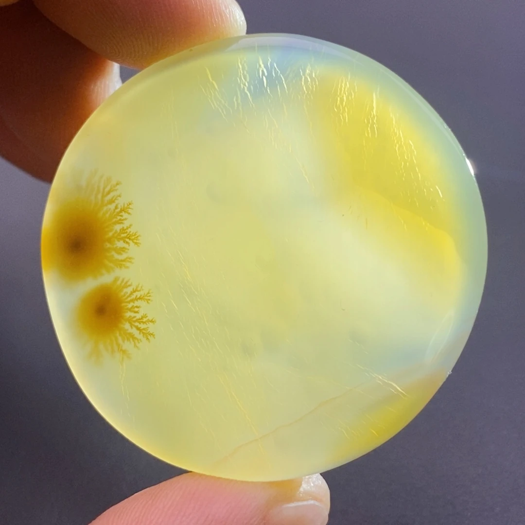 用***3玛瑙/玉髓未镶嵌颈饰