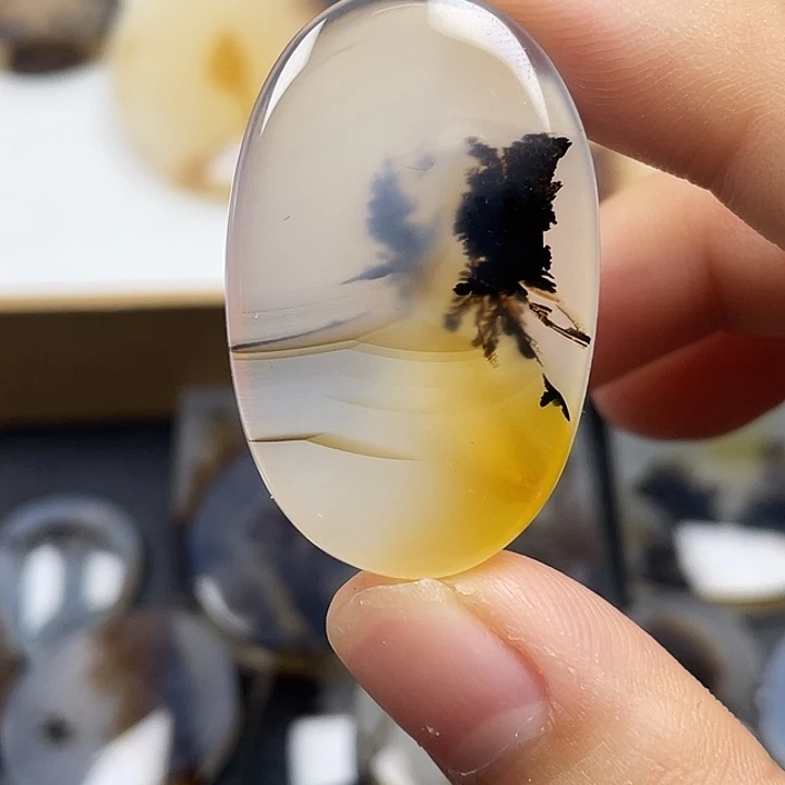 玛瑙/玉髓未镶嵌颈饰