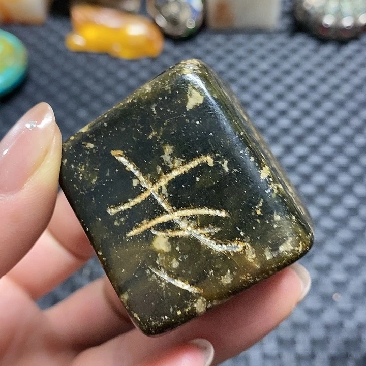 吊坠菩提根/象牙果