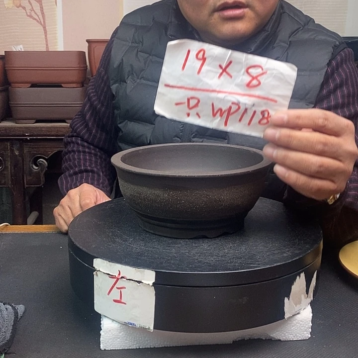 紫砂花盆货号一只WP118