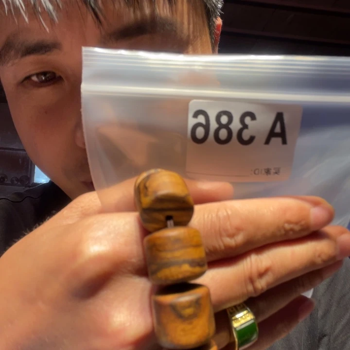 大叶紫檀（黑酸枝木类）386