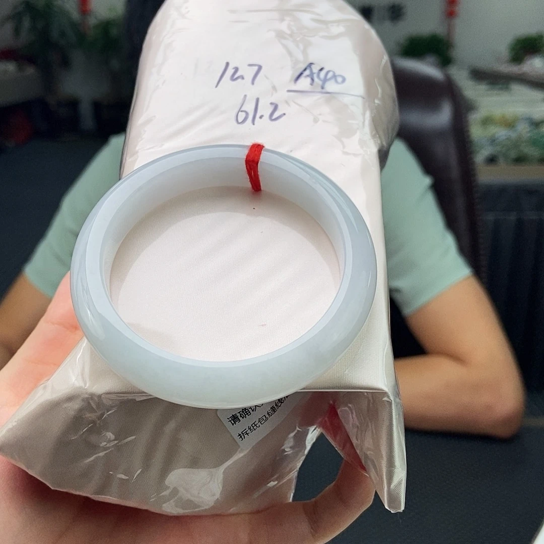 未镶嵌手镯翡翠拍一发一