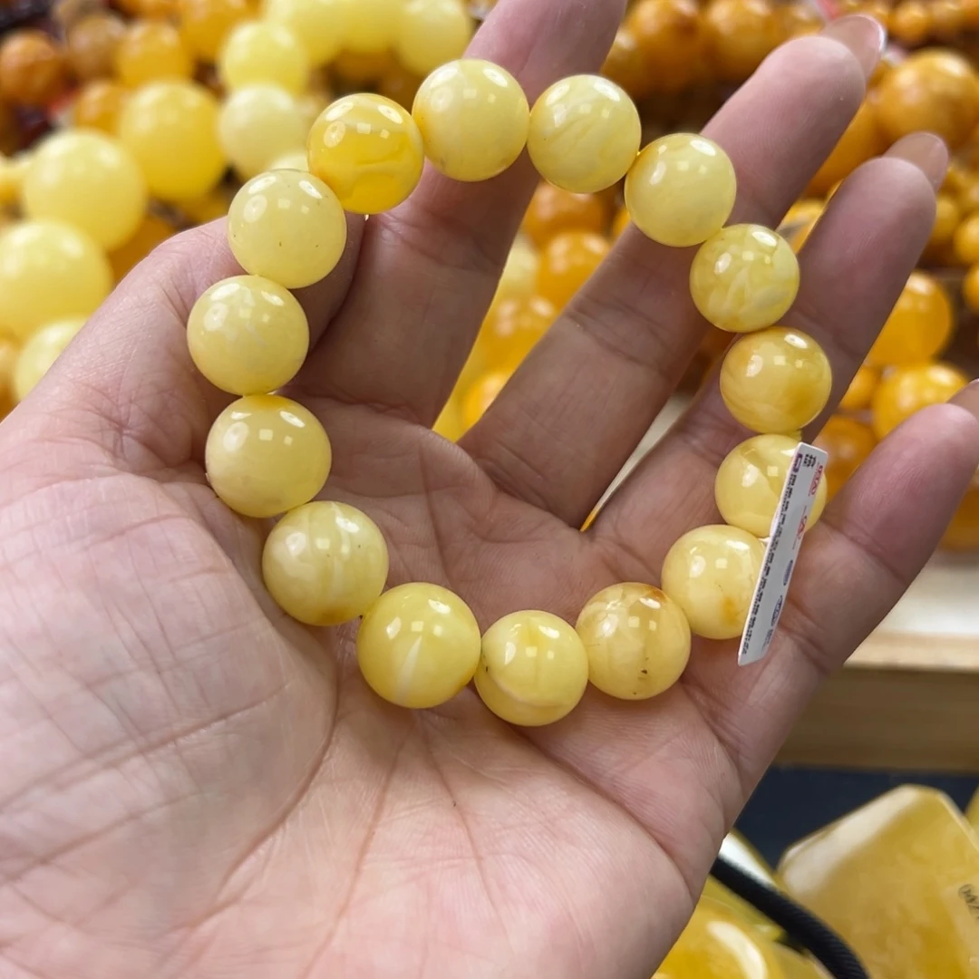 未镶嵌琥珀珠宝奇石