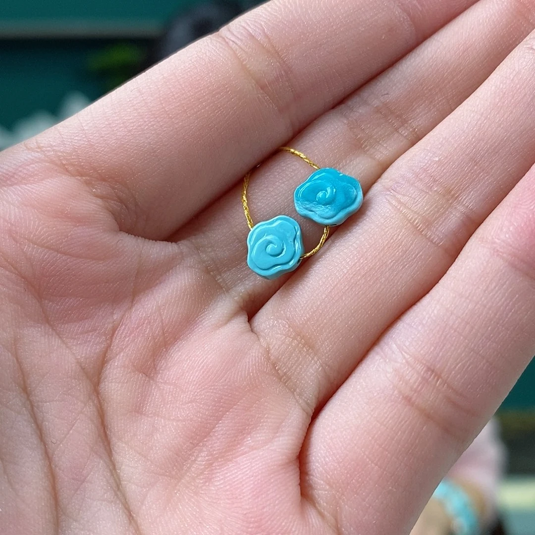 绿松石未镶嵌珠宝奇石