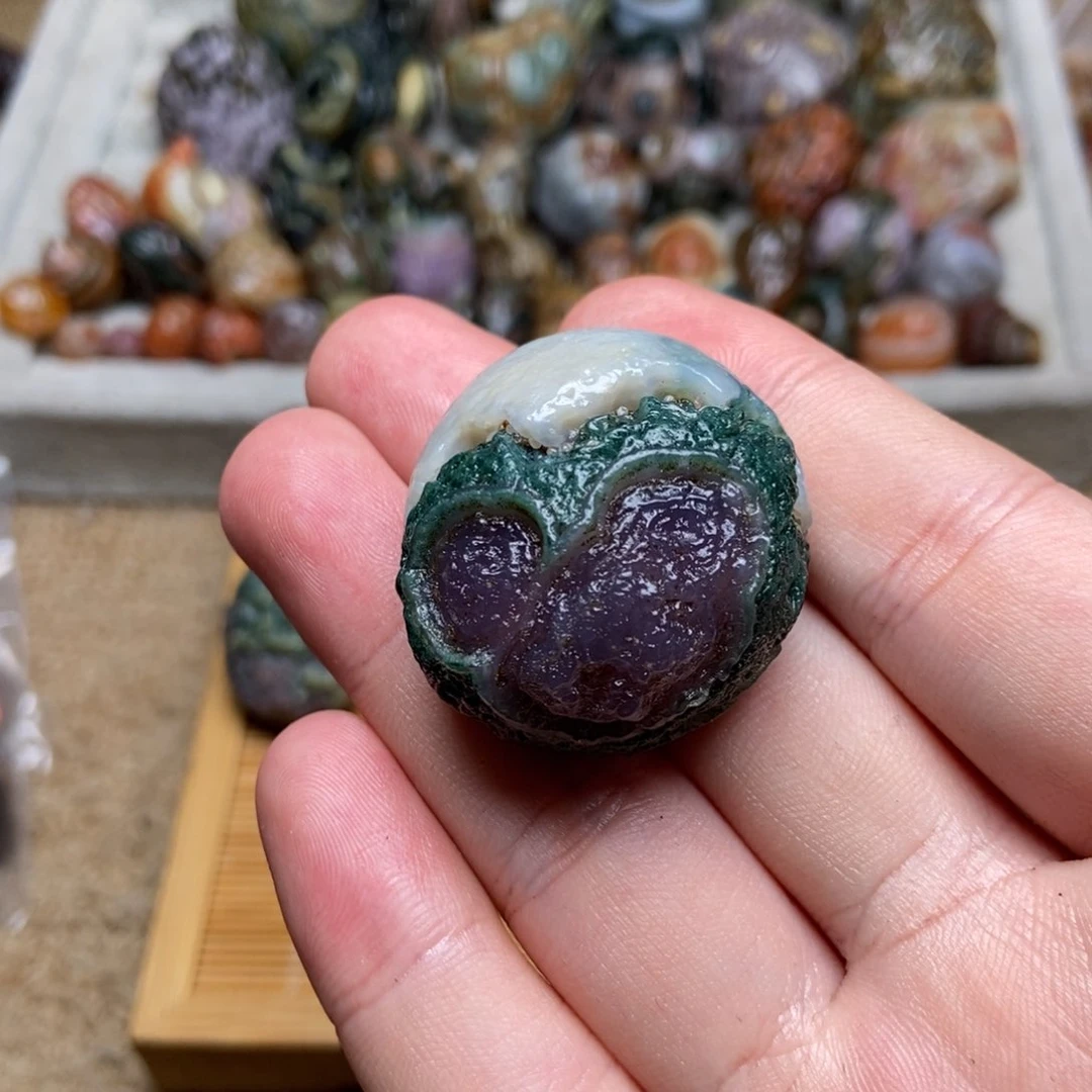 查**那阿拉善戈壁创意饰品