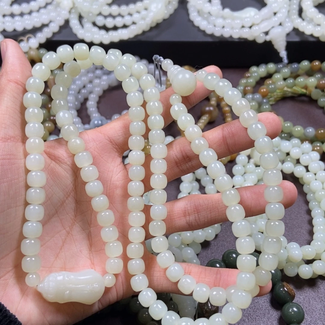 吴***x和田玉未镶嵌把件