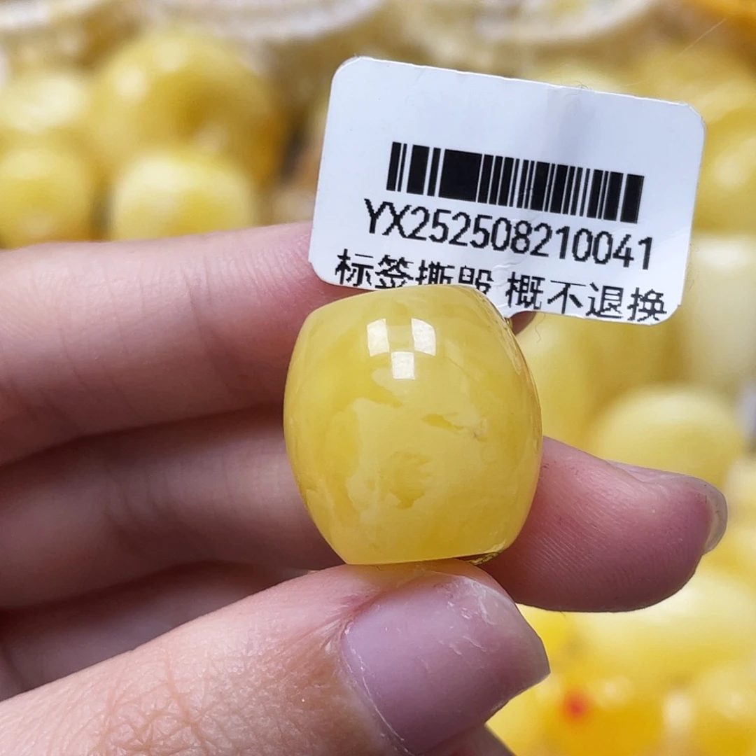 琥珀未镶嵌裸石16.5*17mm桶珠瑕