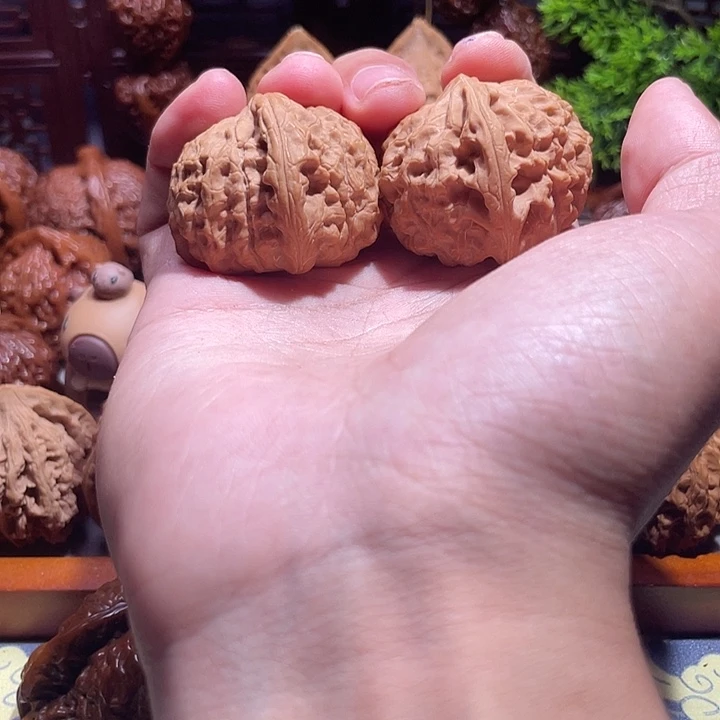 桃核把件精品磨盘