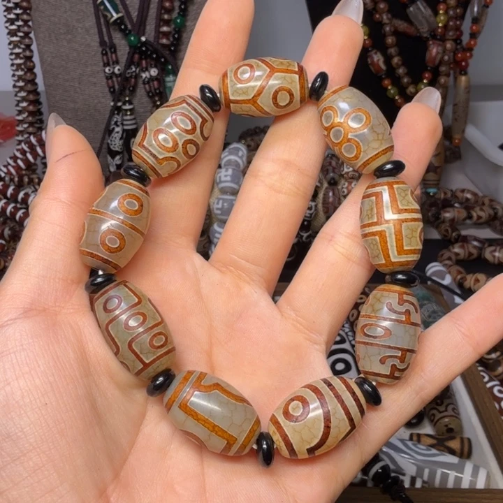 玛瑙/玉髓未镶嵌手链天珠888