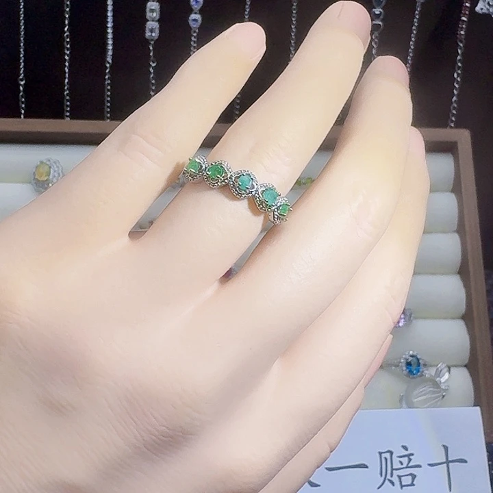 戒指银S925镶嵌祖母绿