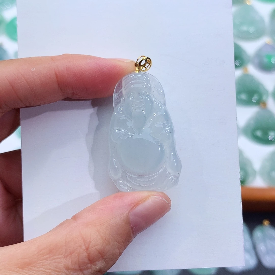 翡翠18K金镶嵌颈饰翡翠吊坠
