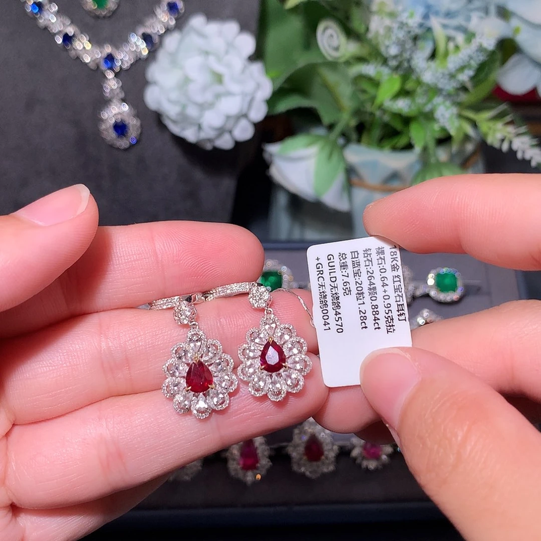 戒指18K金镶嵌祖母绿