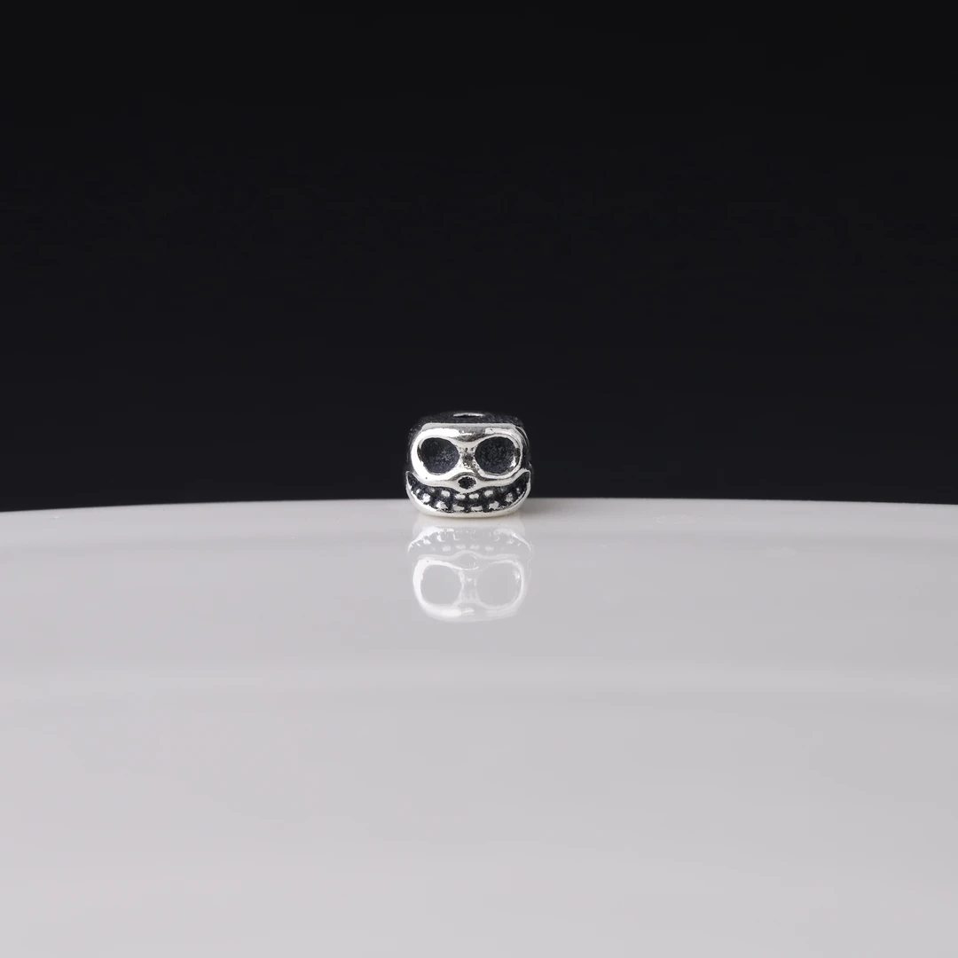 S8258-3 银阿呆桶珠、顶珠、隔珠DIY配件