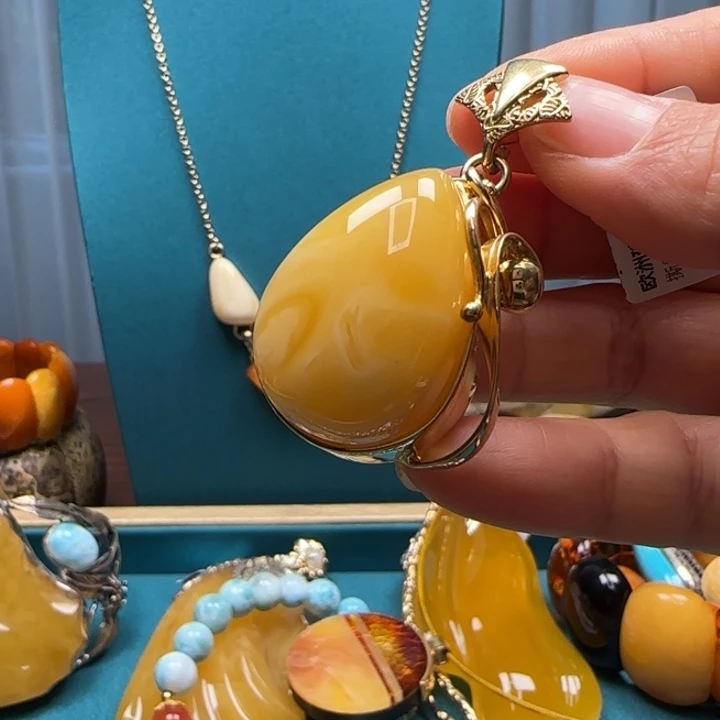 琥珀未镶嵌颈饰波兰设计款琥珀蜜蜡