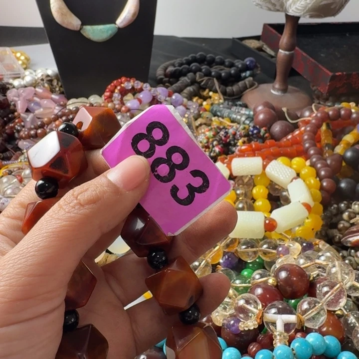 M***Y玛瑙/玉髓未镶嵌颈饰